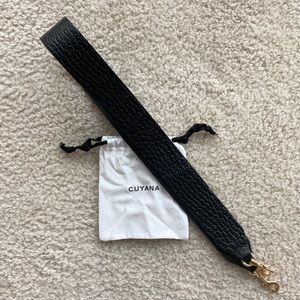 Cuyana wide leather strap black croc
